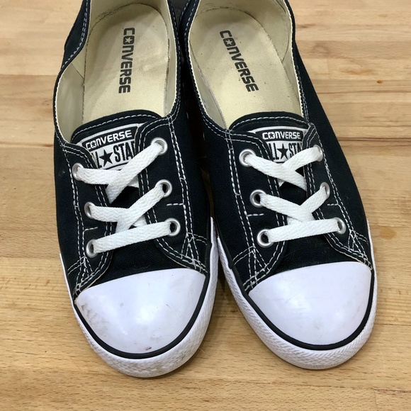 converse shoes dark blue